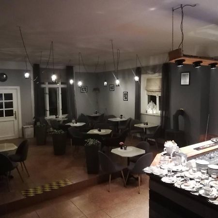 Hotel St. Maur à Bečov nad Teplou Extérieur photo